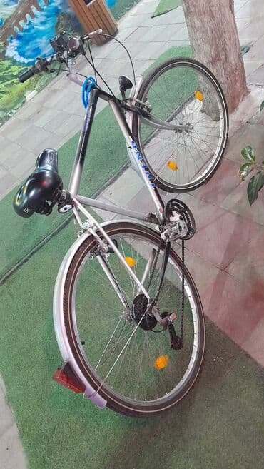 Şəhər/trek tipli velosiped Xüsusiyyətlər: - Alüminium rəngli çərçivə lalafo.az -da Şəhər/trek tipli velosiped Xüsusiyyətlər: - Alüminium rəngli çərçivə