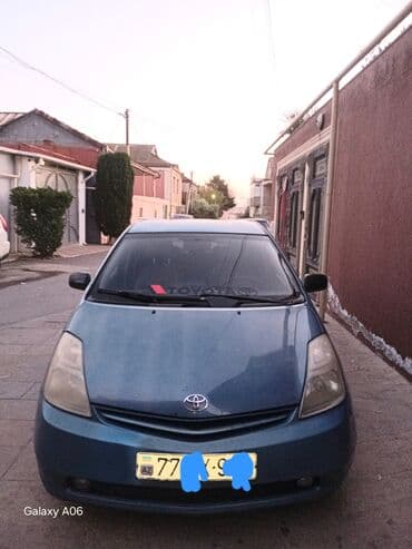 Toyota Prius: 1.5 l | 2008 il Hetçbek lalafo.az -da Toyota Prius: 1.5 l | 2008 il Hetçbek