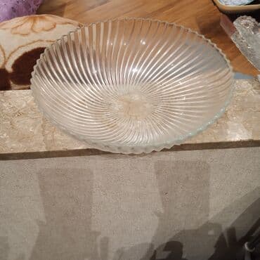 Şüşə qab – dekorativ meyvə/salata boşqabı - Material: şəffaf qəlib lalafo.az -da Şüşə qab – dekorativ meyvə/salata boşqabı - Material: şəffaf qəlib