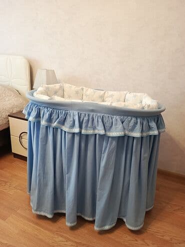 Oğlan və qız üçün, Yumru, Beşik, Dəst ilə, Matras ilə, Yellənmə mexanizmsiz lalafo.az -da Oğlan və qız üçün, Yumru, Beşik, Dəst ilə, Matras ilə, Yellənmə mexanizmsiz