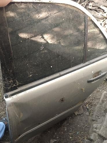 Mercedec c 180 arxa sol qapı 100 manat lalafo.az -da — 1 Mercedec c 180 arxa sol qapı 100 manat — 1