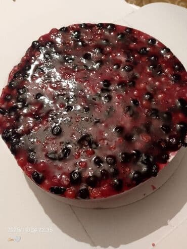 Meşə giləmeyvəli tort - Üstü parlaq jele ilə örtülmüş qarışıq lalafo.az -da Meşə giləmeyvəli tort - Üstü parlaq jele ilə örtülmüş qarışıq