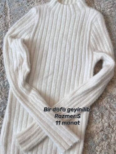 Ağ rəngli qadın sviteri - Model: uzunqol, boğazlı (yarım balıqçı yaxa) lalafo.az -da Ağ rəngli qadın sviteri - Model: uzunqol, boğazlı (yarım balıqçı yaxa)