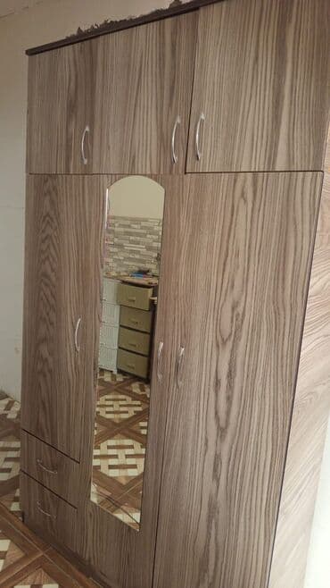 Açılan, 3 qapılı Düz dolab, Şifonyer lalafo.az -da Açılan, 3 qapılı Düz dolab, Şifonyer