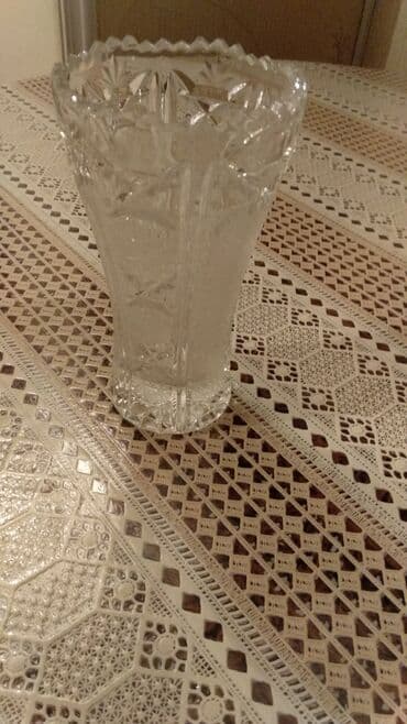 Xrustal güldan cütü 100₼,sovet dövründən galmadir, Yuqoslaviyanindir lalafo.az -da Xrustal güldan cütü 100₼,sovet dövründən galmadir, Yuqoslaviyanindir