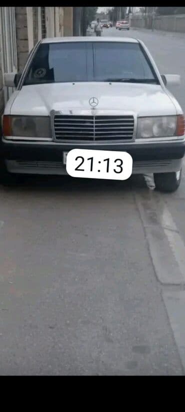 Mercedes-Benz 190 avtomat salon səliqəli monitor na kimi var 1500 ilk lalafo.az -da Mercedes-Benz 190 avtomat salon səliqəli monitor na kimi var 1500 ilk