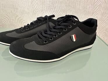 Krossovka, kishi ucun
Tezedir!
50 Azn
40 razmer lalafo.az -da Krossovka, kishi ucun
Tezedir!
50 Azn
40 razmer