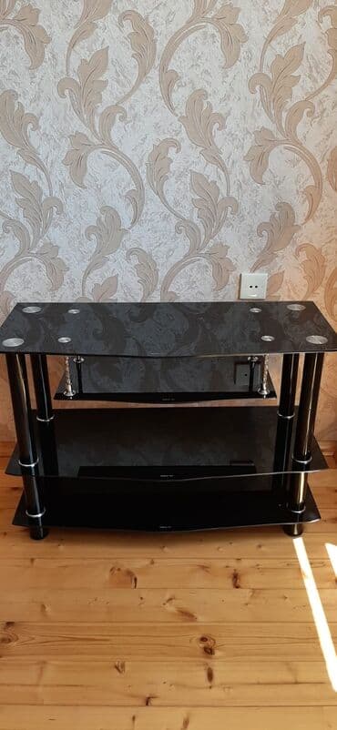 İşlənmiş, Düz TV altlığı, Polkalı, Şüşəli, Azərbaycan lalafo.az -da İşlənmiş, Düz TV altlığı, Polkalı, Şüşəli, Azərbaycan