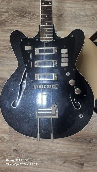 Бусы: Электрогитара, 6 струн, Б/у, Платная доставка at lalafo.az — 1 Бусы: Электрогитара, 6 струн, Б/у, Платная доставка — 1