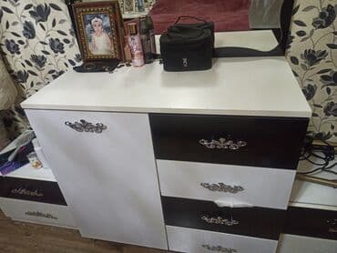 İşlənmiş, Güzgülü lalafo.az -da İşlənmiş, Güzgülü