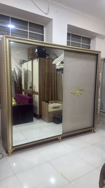 Kupe, 2 qapılı Düz dolab, Qarderob, paltar dolabı lalafo.az -da Kupe, 2 qapılı Düz dolab, Qarderob, paltar dolabı