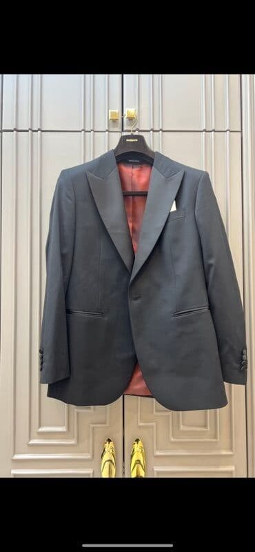 Emiland kostum. 3 lu koyenk ile. Pencek ve walvar. yeni kimi ela lalafo.az -da Emiland kostum. 3 lu koyenk ile. Pencek ve walvar. yeni kimi ela