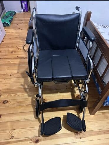 İşlenmiş yaxşi veziyyetde satilir Tualet funksiyalı əlil arabası lalafo.az -da İşlenmiş yaxşi veziyyetde satilir Tualet funksiyalı əlil arabası