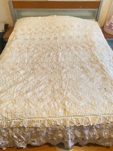 Yataq üçün İşlənmiş Xovlu rəng - Bej Yataq örtüyü, Ödənişli çatdırılma, Ünvandan götürmə lalafo.az -da Yataq üçün İşlənmiş Xovlu rəng - Bej Yataq örtüyü, Ödənişli çatdırılma, Ünvandan götürmə
