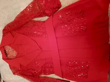 Qırmızı rəngli, zərif dizaynlı qadın pencəyi. 1defe geyinilib demek lalafo.az -da Qırmızı rəngli, zərif dizaynlı qadın pencəyi. 1defe geyinilib demek