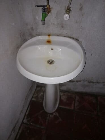 Душевые насадки, лейки: Islenib. sinigi falan yoxdu ama uzerinde lekesi var yeqin neylese at lalafo.az — 3 Душевые насадки, лейки: Islenib. sinigi falan yoxdu ama uzerinde lekesi var yeqin neylese — 3