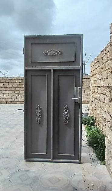 Giriş qapıları lalafo.az -da Giriş qapıları