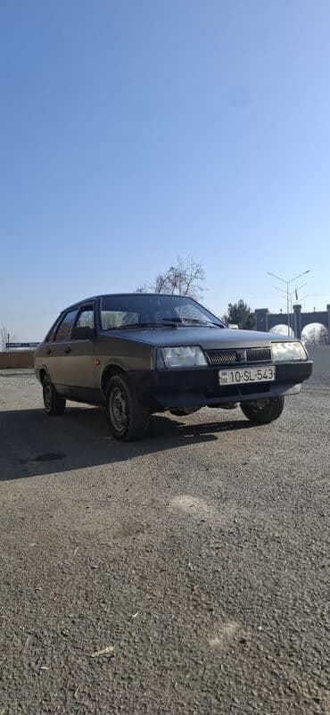 Salam bu maşın satılır ili 92 mator karopka superdi təkərləri dördüdə lalafo.az -da Salam bu maşın satılır ili 92 mator karopka superdi təkərləri dördüdə