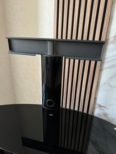 Tv altlığı. Samsungdan alınıb ev təmir olunduğu üçün satılır. Cızığı lalafo.az -da Tv altlığı. Samsungdan alınıb ev təmir olunduğu üçün satılır. Cızığı