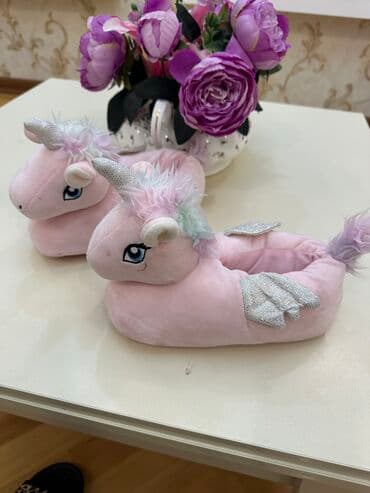 Qiz ucun ev terliyi 34-35 olcu 1-2 defe geyilib 5 azn hec bir lalafo.az -da Qiz ucun ev terliyi 34-35 olcu 1-2 defe geyilib 5 azn hec bir