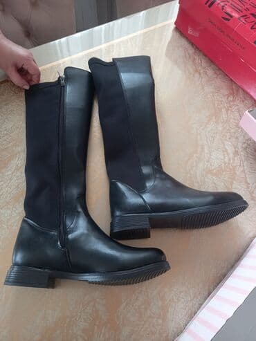 Türkiyə istehsalıdır. Marka-Öncerler. Ölçü 38. Boğaz hissəsi lalafo.az -da Türkiyə istehsalıdır. Marka-Öncerler. Ölçü 38. Boğaz hissəsi