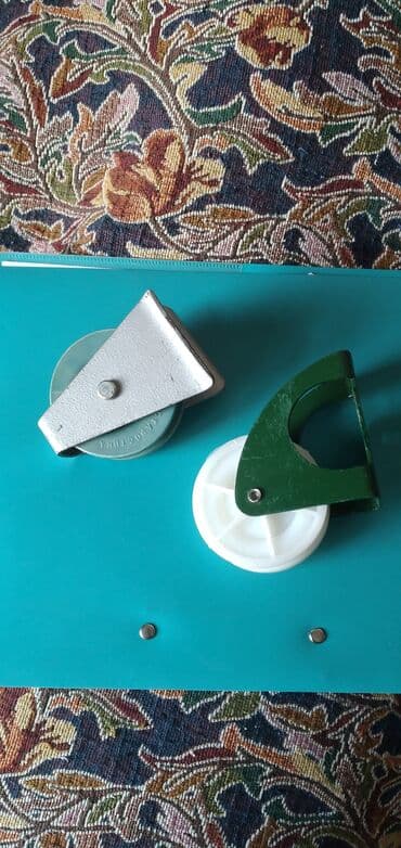 Ролики для бельевой веревки. Произведены в СССР. В обьявлении цена за lalafo.az -da Ролики для бельевой веревки. Произведены в СССР. В обьявлении цена за