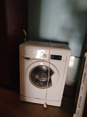 Paltaryuyan maşın Indesit, 5 kq, Avtomat, Qurutmasız, Kredit yoxdur lalafo.az -da Paltaryuyan maşın Indesit, 5 kq, Avtomat, Qurutmasız, Kredit yoxdur