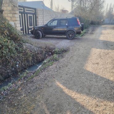 SUV – qara rəng, 5 qapılı, 5 oturacaqlı. Xüsusiyyətlər: - lalafo.az -da SUV – qara rəng, 5 qapılı, 5 oturacaqlı. Xüsusiyyətlər: -