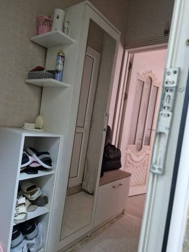 Prixojiy ucun dolab satiram 200 duzelib 120 verirem tecili lalafo.az -da Prixojiy ucun dolab satiram 200 duzelib 120 verirem tecili