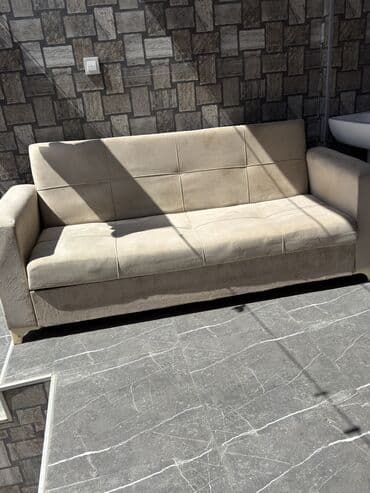 Tecili Divan Satılır. Altı bazadır. Açılandır. Ünvan masazır lalafo.az -da Tecili Divan Satılır. Altı bazadır. Açılandır. Ünvan masazır