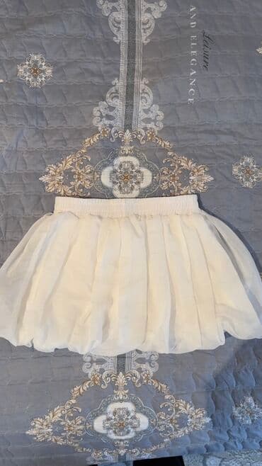 Ağ rəngli qız uşaq ətəyi - Model: tül/qazlı materialdan, çoxqatlı lalafo.az -da Ağ rəngli qız uşaq ətəyi - Model: tül/qazlı materialdan, çoxqatlı