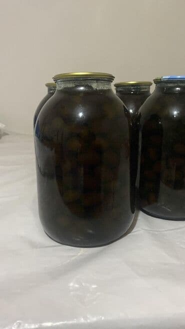 Ev şəraitində hazırlanmış qara zeytun konservi - Şüşə banka: ~3 lalafo.az -da Ev şəraitində hazırlanmış qara zeytun konservi - Şüşə banka: ~3