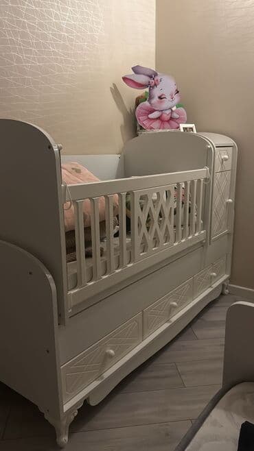 Oğlan və qız üçün, Beşik lalafo.az -da Oğlan və qız üçün, Beşik