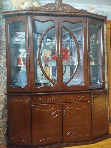 Şüşəli dolab vitrini lalafo.az -da Şüşəli dolab vitrini