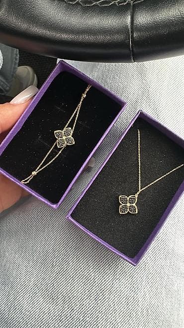Dəstə daxildir: Bilərzik, Boyunbağı, Sarı qızıl, 4 g lalafo.az -da Dəstə daxildir: Bilərzik, Boyunbağı, Sarı qızıl, 4 g