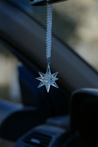 Avtomobil üçün asqı bəzəyi – kristal ulduz - Dizayn: 8 şüalı şəffaf lalafo.az -da Avtomobil üçün asqı bəzəyi – kristal ulduz - Dizayn: 8 şüalı şəffaf