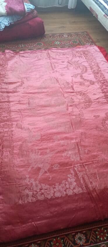 Yorğan satilir 10 manata. 1 nəfərlik. Az işlənib lalafo.az -da Yorğan satilir 10 manata. 1 nəfərlik. Az işlənib