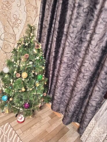 Məhsul: Bəzədilmiş süni Yeni il şam ağacı Təsvir: - Realistik lalafo.az -da Məhsul: Bəzədilmiş süni Yeni il şam ağacı Təsvir: - Realistik