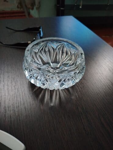 Kəsma şüşədən dekorativ qab dəsti - Material: qalın, şəffaf kəsma lalafo.az -da Kəsma şüşədən dekorativ qab dəsti - Material: qalın, şəffaf kəsma