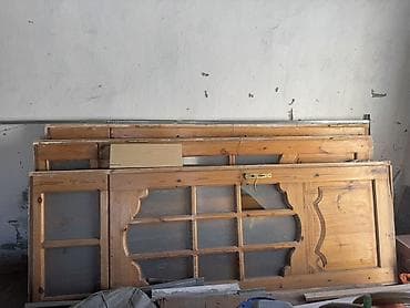 Taxta şüşəli qapı dəsti Qapı dəstlərindən ikisi iki taylıdır. Hamısı lalafo.az -da — 3 Taxta şüşəli qapı dəsti Qapı dəstlərindən ikisi iki taylıdır. Hamısı — 3