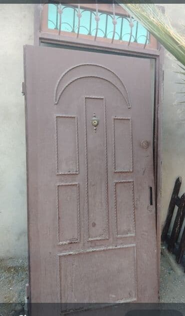 Mənzil üçün İşlənmiş Giriş qapısı Glazok ilə, Zəmanətsiz, Ünvandan götürmə lalafo.az -da Mənzil üçün İşlənmiş Giriş qapısı Glazok ilə, Zəmanətsiz, Ünvandan götürmə