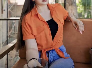 Narıncı rəngdə qadın desti - Model: Qısaqol, yaxası klassik düyməli lalafo.az -da Narıncı rəngdə qadın desti - Model: Qısaqol, yaxası klassik düyməli