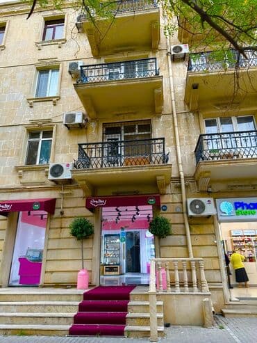 Bakı, 2 otaqlı, Köhnə tikili, m. Elmlər Akademiyası, 50 kv. m lalafo.az -da Bakı, 2 otaqlı, Köhnə tikili, m. Elmlər Akademiyası, 50 kv. m