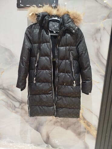 Palto, Louis Vuitton, rəng - Qara lalafo.az -da Palto, Louis Vuitton, rəng - Qara