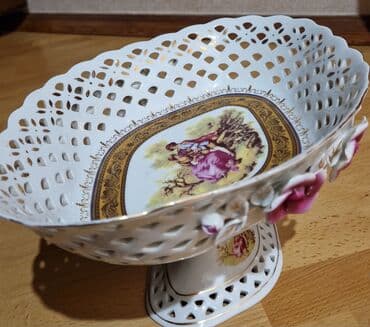 Dekorativ porselen meyvə/şirniyyat – ayaqlı, ajur işləməli. - lalafo.az -da Dekorativ porselen meyvə/şirniyyat – ayaqlı, ajur işləməli. -
