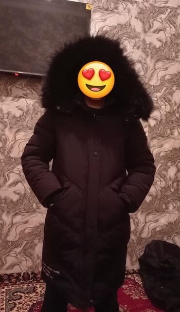 Uzun qara kurtka yaş 10-11 oğlan uşaqları üçün çox az işlənib 50 lalafo.az -da Uzun qara kurtka yaş 10-11 oğlan uşaqları üçün çox az işlənib 50