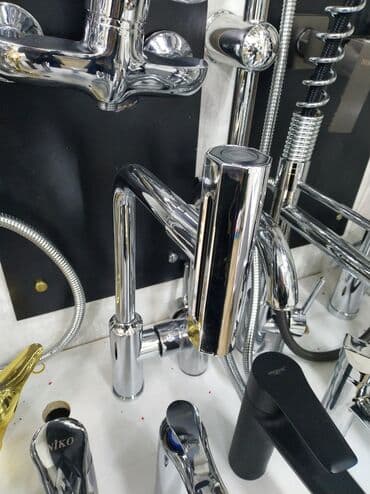 Mətbəx/Qabyuyan üçün xrom kran - Parlaq xrom örtük – paslanmaya və su lalafo.az -da Mətbəx/Qabyuyan üçün xrom kran - Parlaq xrom örtük – paslanmaya və su