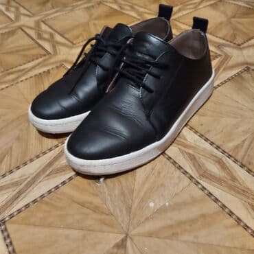 Ölçü: 37, rəng - Qara, İşlənmiş lalafo.az -da Ölçü: 37, rəng - Qara, İşlənmiş