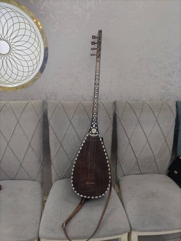 Saz 1998 ci ilde baglanib.Usta Rizvanin el isidi.Seslenmesine ve lalafo.az -da Saz 1998 ci ilde baglanib.Usta Rizvanin el isidi.Seslenmesine ve