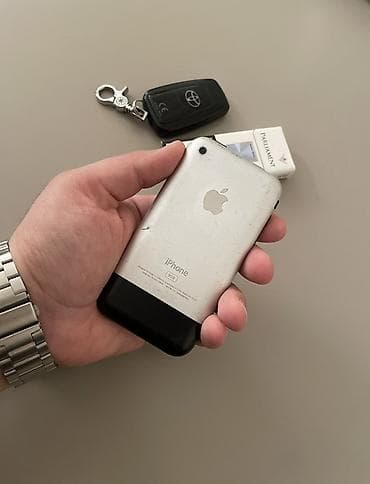 IPhone 3G, < 16 GB, Gümüşü lalafo.az -da IPhone 3G, < 16 GB, Gümüşü